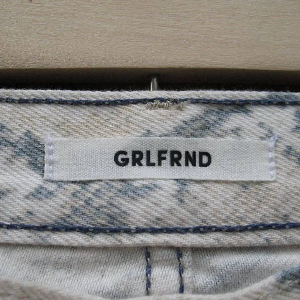 GRLFRND details size